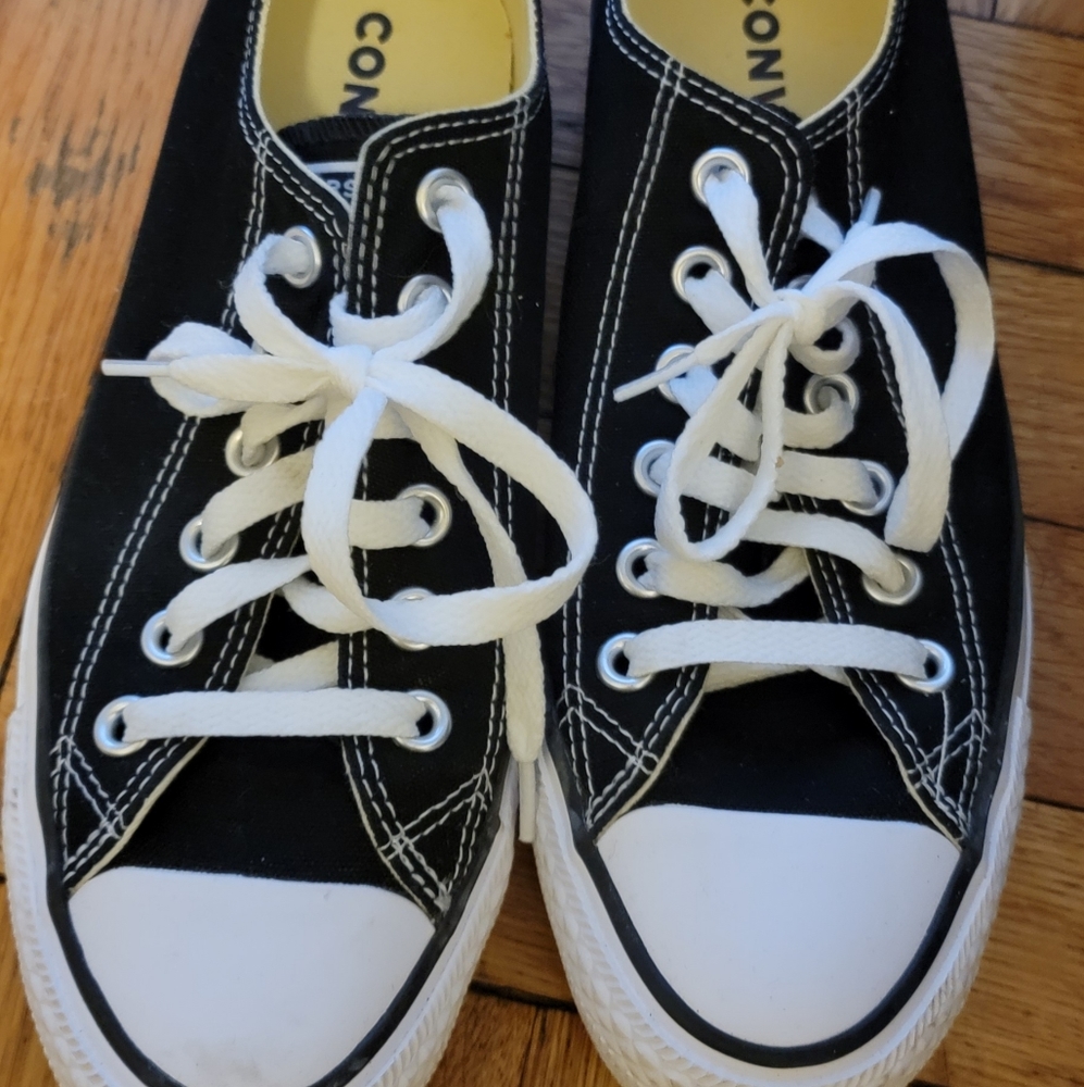 New low top Converse Chuck Taylors